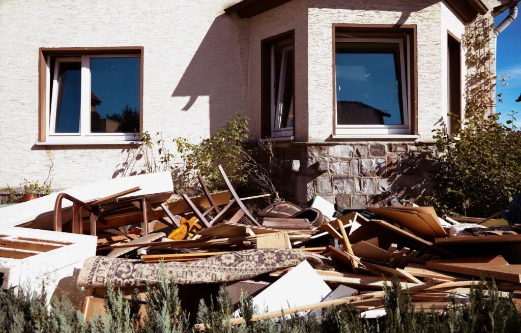 Window and Siding Removal Dumpster Services - Colorado’s Premier ...